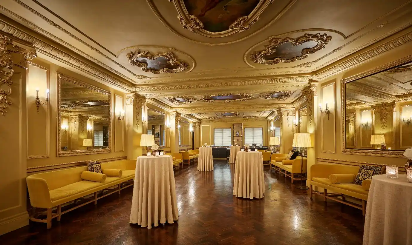 Domino Room, Hotel Café Royal